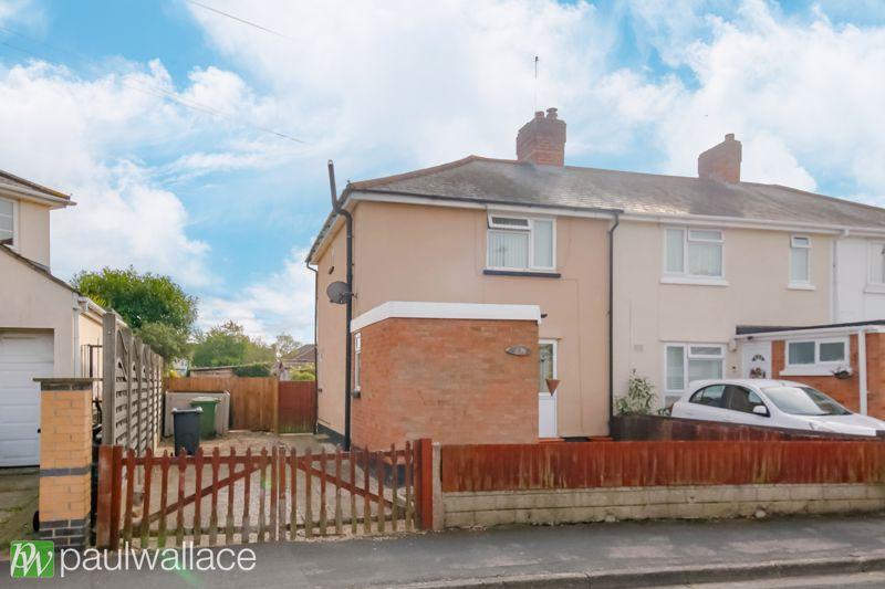 Hawthorn Road, Hoddesdon 3 bed end of terrace house for sale £365,000