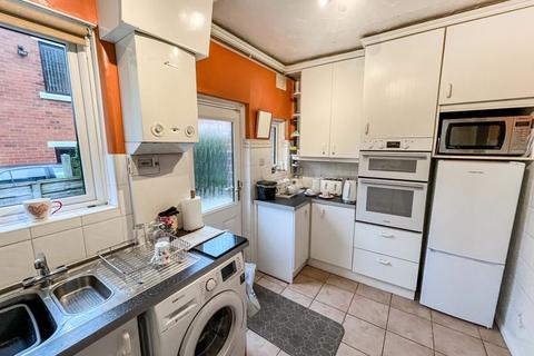 47 Wingate Drive, Whitefield, Manchester, M45 7GX
