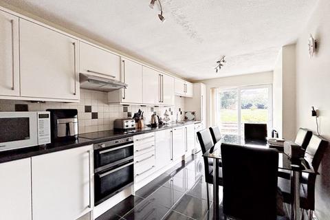 3 bedroom bungalow for sale, Holloway, Pershore