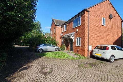2 bedroom townhouse for sale - 24 Langsett Road, Wolverhampton, West Midlands, WV10 0TE