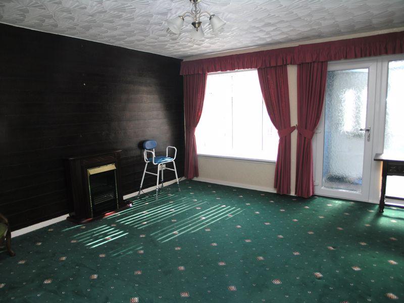 Regis Heath Road, Rowley Regis B65 3 bed semidetached house for sale £220,000