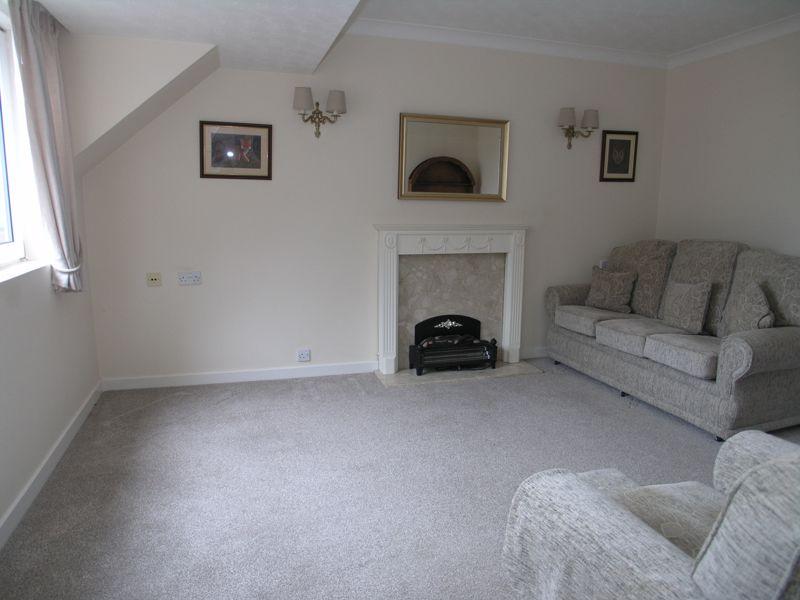 Lyttleton House, Halesowen B63 1 bed apartment £125,000