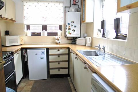 2 bedroom semi-detached bungalow for sale, Rossendale Close, Halesowen B63