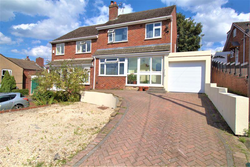 Talbot Street, Halesowen B63 3 bed semidetached house for sale £240,000