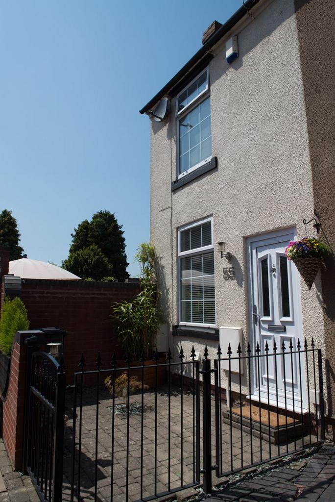 Blackberry Lane, Halesowen B63 2 bed semidetached house £180,000