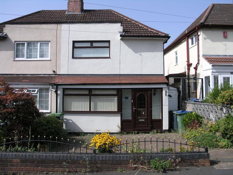 Kenilworth Road, Oldbury B68 3 bed semidetached house for sale £225,000