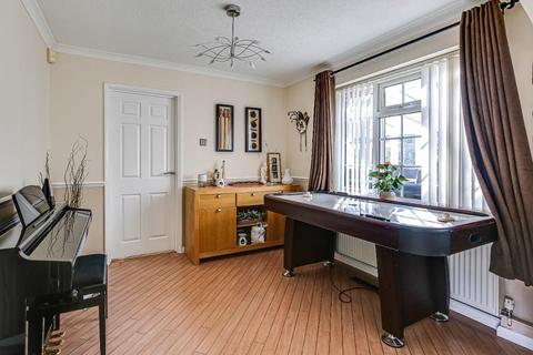 4 Suffield Close, South Croydon, CR2 8SZ