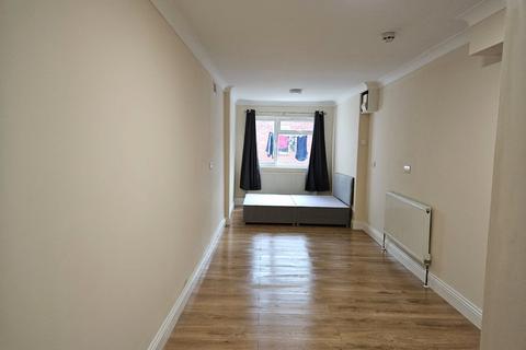undefined, Harmondsworth Road, West Drayton, Greater London, UB7