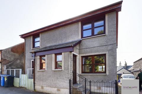 2 bedroom flat for sale, North Back Road, Biggar, ML12