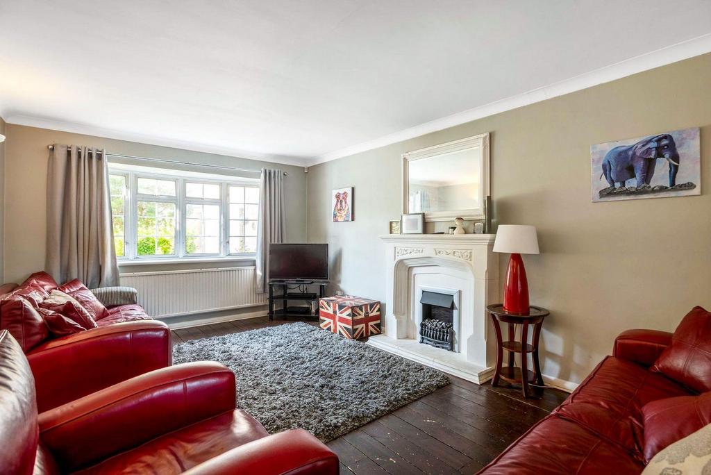 Mountfield Close, Culverstone 4 bed link detached house for sale £600,000