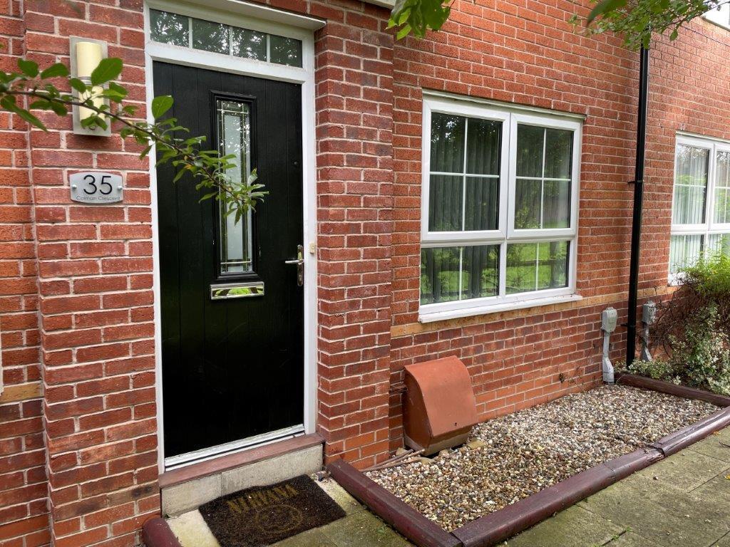 Colman Crescent, Hull 2 bed terraced house £650 pcm (£150 pw)