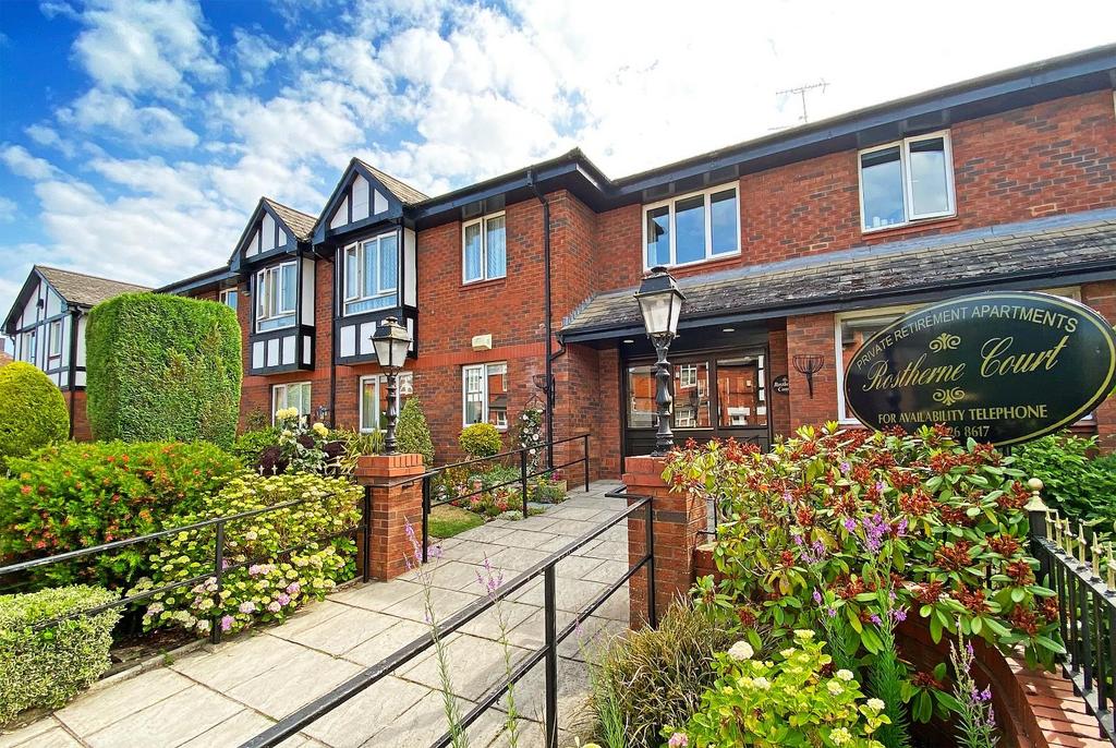 Brown Street, Hale 2 bed retirement property for sale £135,000