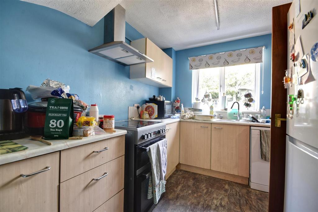 Hawkenbury Close, Tunbridge Wells 3 bed terraced house for sale £382,500