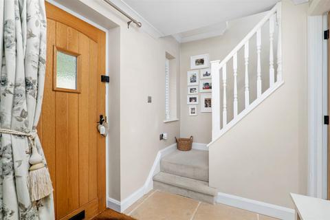 45 Pitchers Hill, Wickhamford, Evesham, WR11 7RT