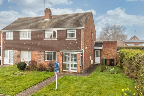 3 bedroom semi-detached house for sale - Willersey Road, Badsey