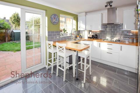 27 Waltham Gate, Waltham Cross, EN8 0XN