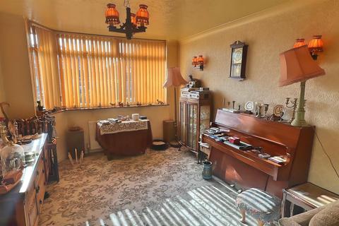 7 Rednall Drive, Sutton Coldfield, B75 5LG