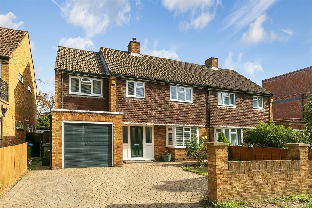 Uxbridge Road 4 bed semidetached house for sale £950,000