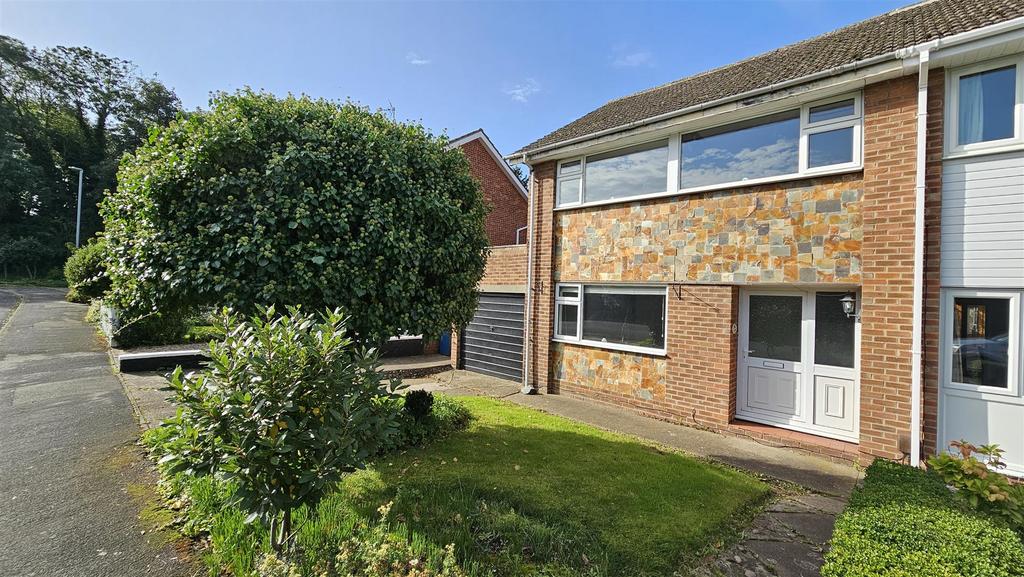 Musters Road, Bingham 3 bed end of terrace house for sale £199,950