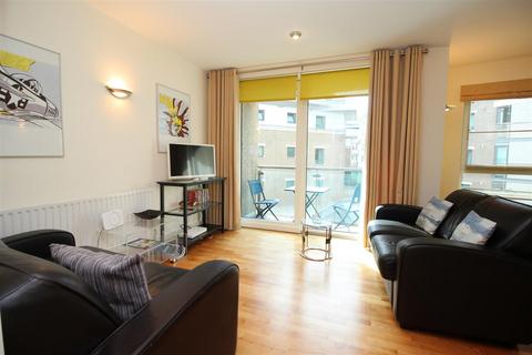 2 bedroom apartment for sale, Dolphin Quays, The Quay, Poole