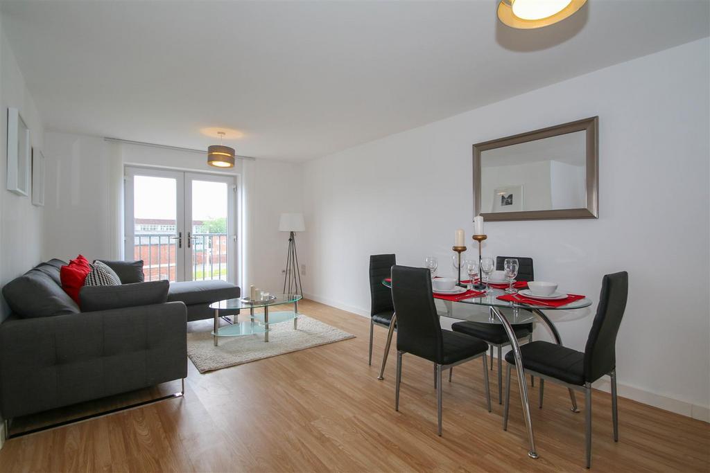 The Quantum, Chapeltown Street... 2 bed apartment £1,150 pcm (£265 pw)