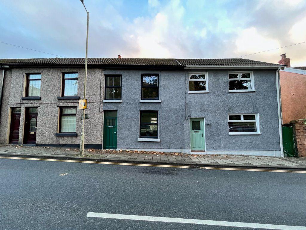 Brithweunydd Road, Tonypandy 3 bed house to rent £795 pcm (£183 pw)