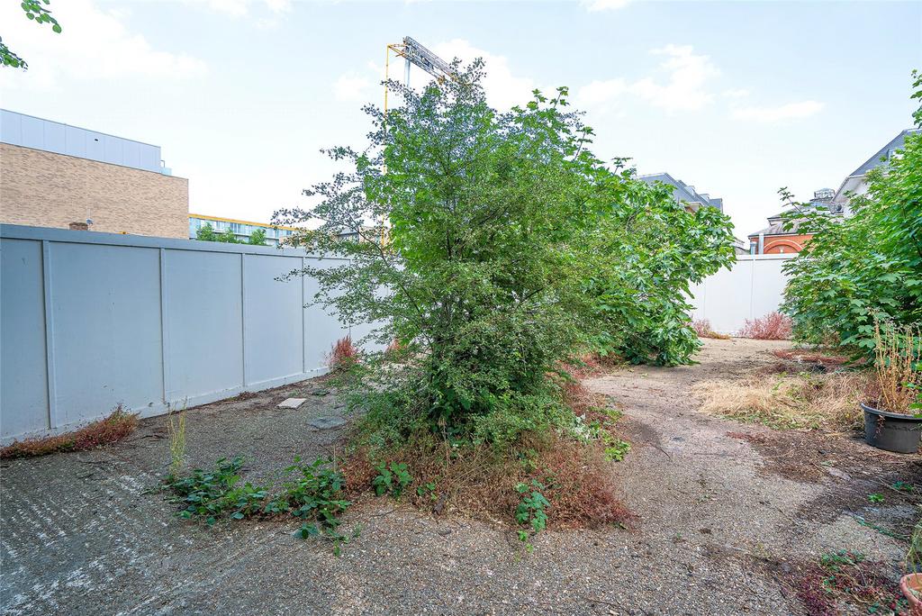 Communal Garden D