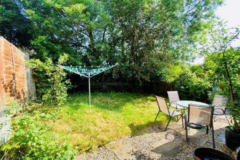 27 Gould Road, Hampton Magna, Warwick, CV35 8TU
