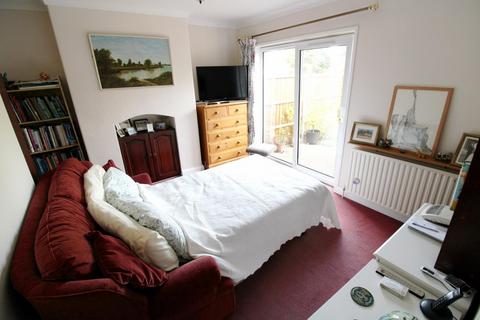 32 Long Lane, Bexleyheath, DA7 5AR