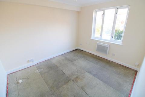 6 Byron Drive, Erith, DA8 1YD