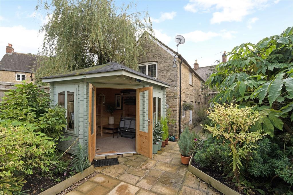 Courtyard Garden