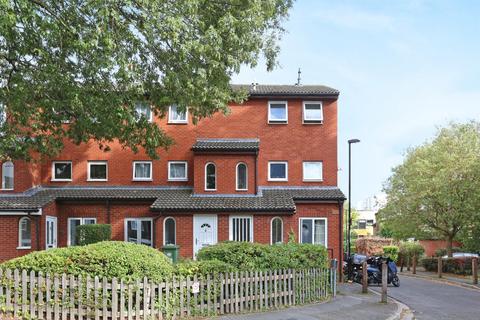 42 Bampton Road, London, SE23 2BG