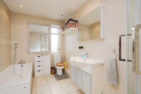 6 Binfield Road, Byfleet, West Byfleet, KT14 7PN