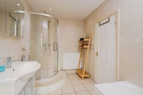 6 Binfield Road, Byfleet, West Byfleet, KT14 7PN