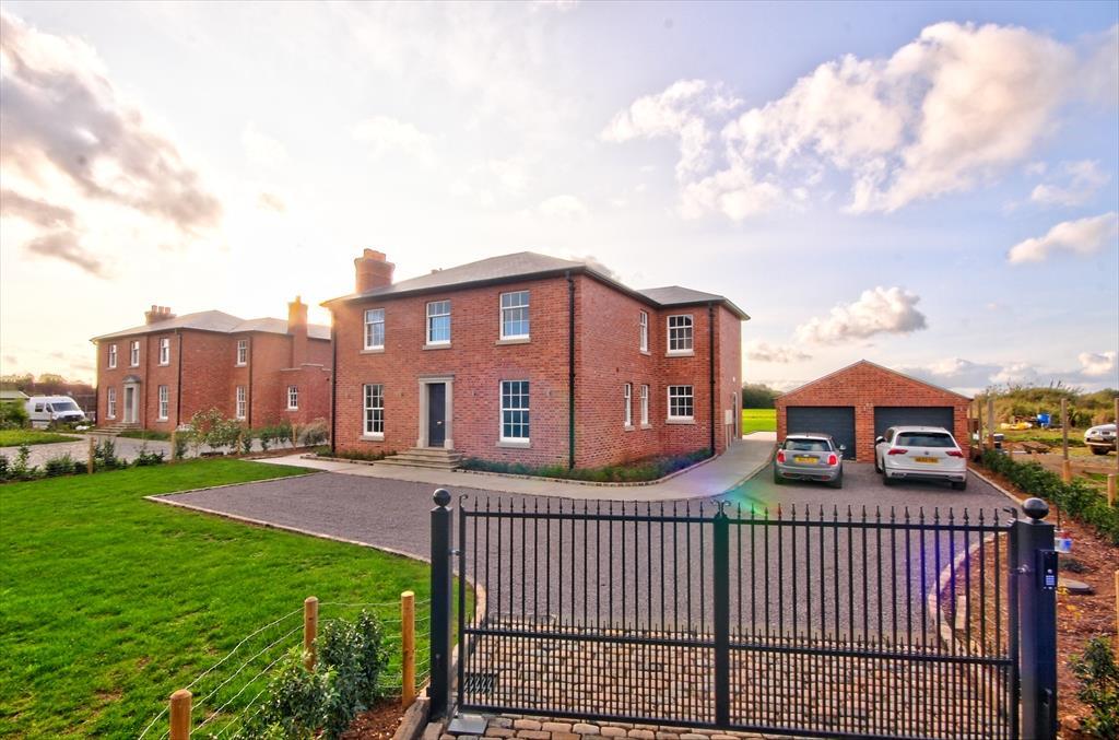 Bridge Street, Lower Moor, Pershore 4 bed house £2,750 pcm (£635 pw)