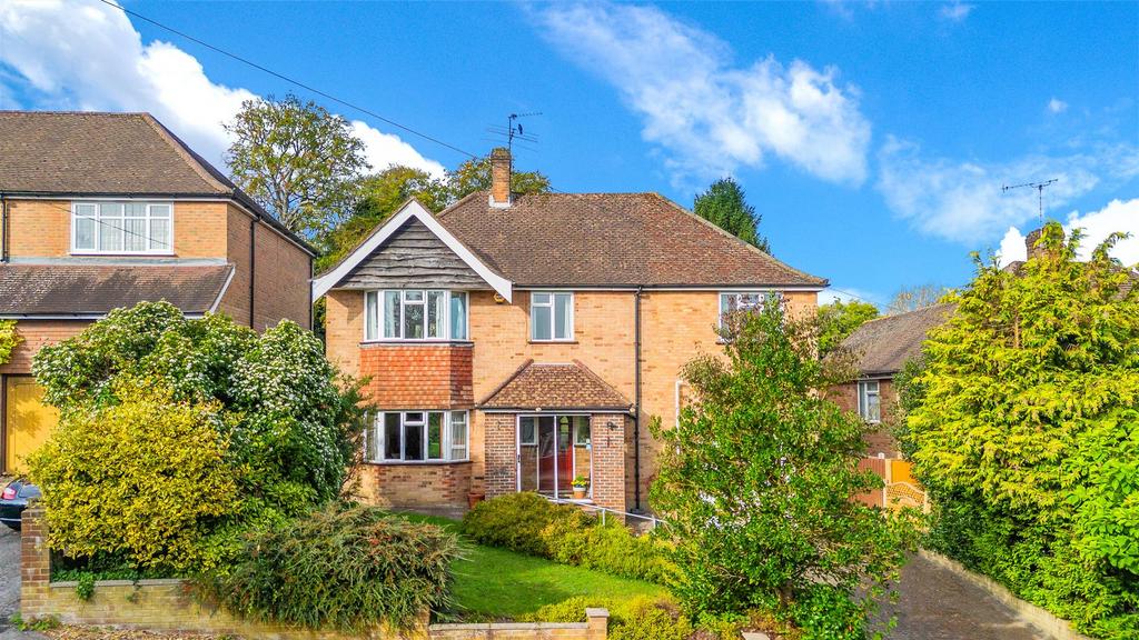 Chipstead Way, Banstead 5 bed detached house for sale £850,000