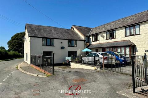 9 bedroom apartment for sale, Miners Arms, Rhes-Y-Cae, Holywell