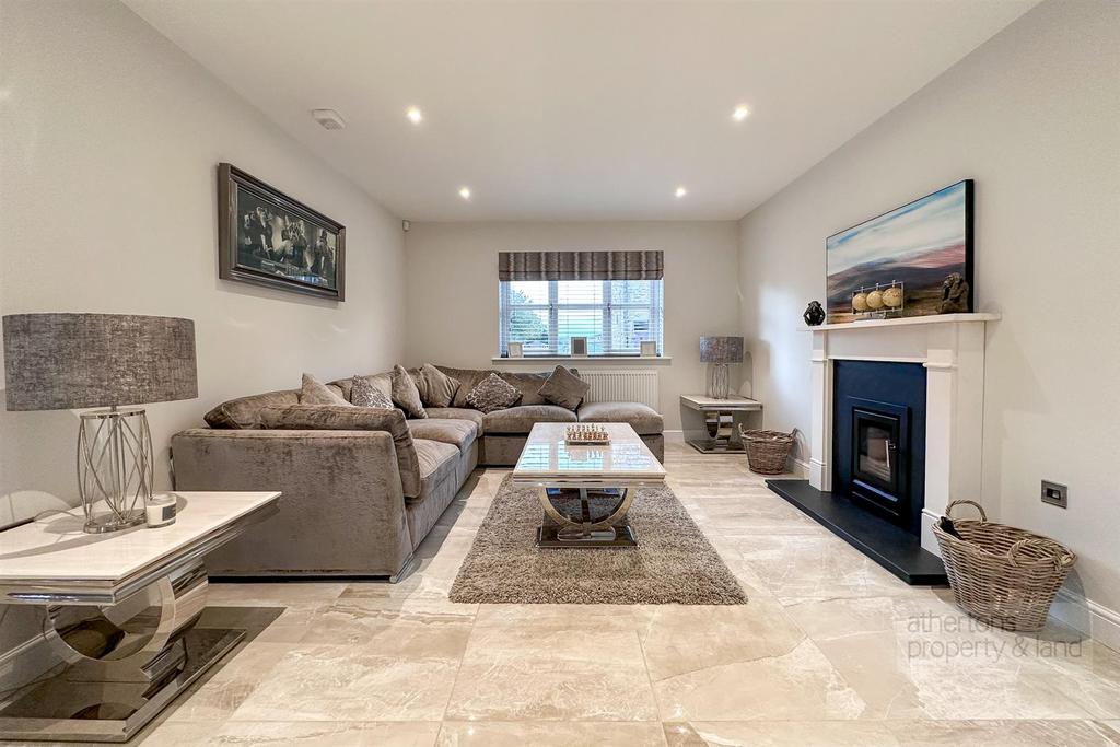 Clitheroe Road, Barrow, Ribble Valley 4 bed detached house for sale £