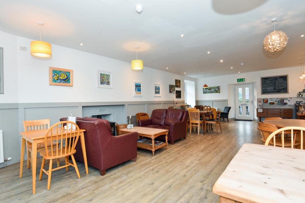 Cafe-2.jpg