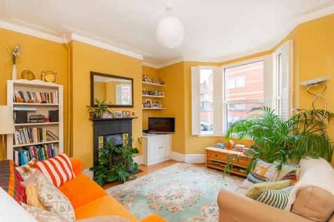90 Beauley Road, Bristol, BS3 1QG