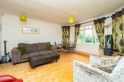 1 bedroom apartment for sale, Landseer Road, Sutton