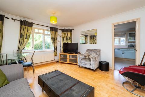 1 bedroom apartment for sale, Landseer Road, Sutton