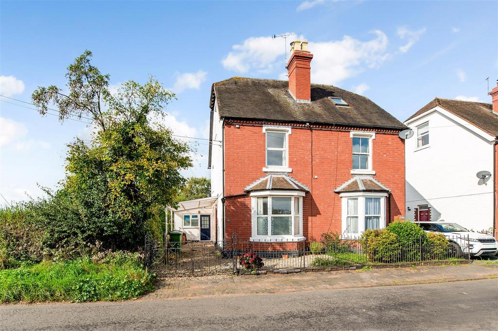 Wilden Top Road, StourportOnSevern 3 bed semidetached house for sale