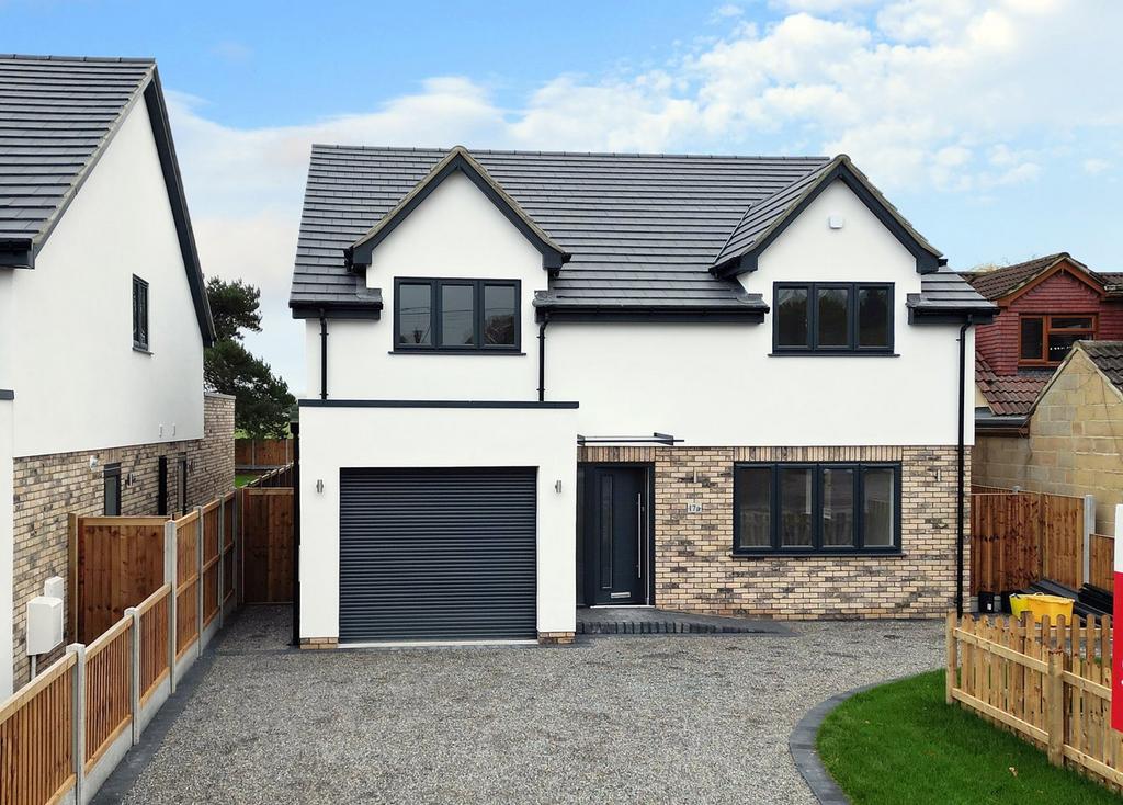 St Agnes Road, Billericay, CM12 4 bed detached house for sale £975,000