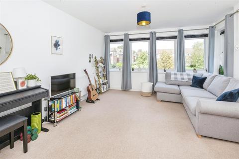 1 bedroom apartment for sale, Thomas House, Bells Hill Green, Slough SL2
