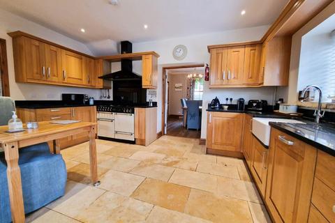 4 bedroom detached house for sale, Bath Road, Leonard Stanley, Stonehouse, GL10 3LU