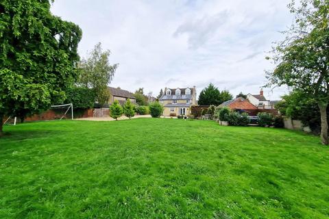 Avalon Bath Road, Leonard Stanley, Stonehouse, GL10 3LU