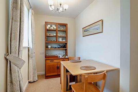 2 bedroom apartment for sale - Barnhill Court, Barnhill Road, Chipping Sodbury, Bristol
