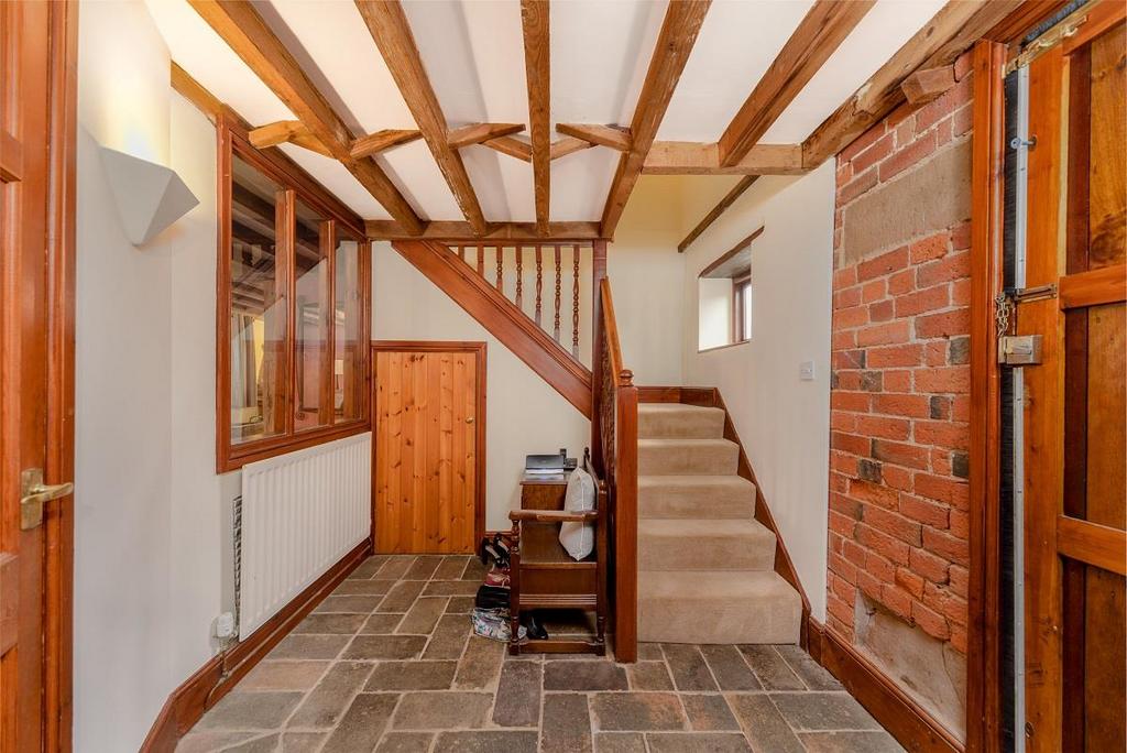 Crew Lane, Kenilworth, Kenilworth, Warwickshire 4 bed detached house