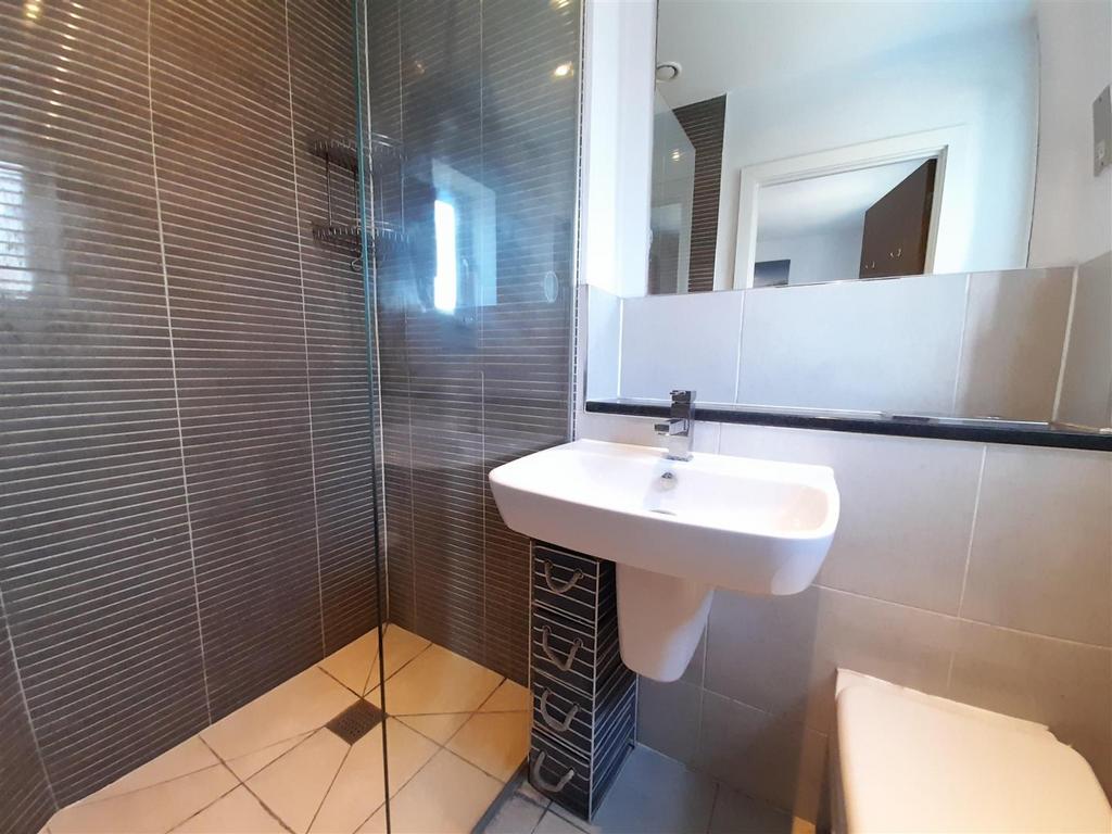 Ensuite Shower Room